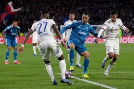 Diễn biến trận Lyon vs Juvetus tại Cup C1: ‘Lão bà’ nhận trái đắng trên sân khách