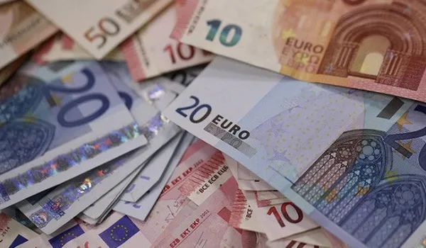 Tỷ giá ngoại tệ hôm nay 3/3/2020: Euro tăng giá, Bảng Anh giảm