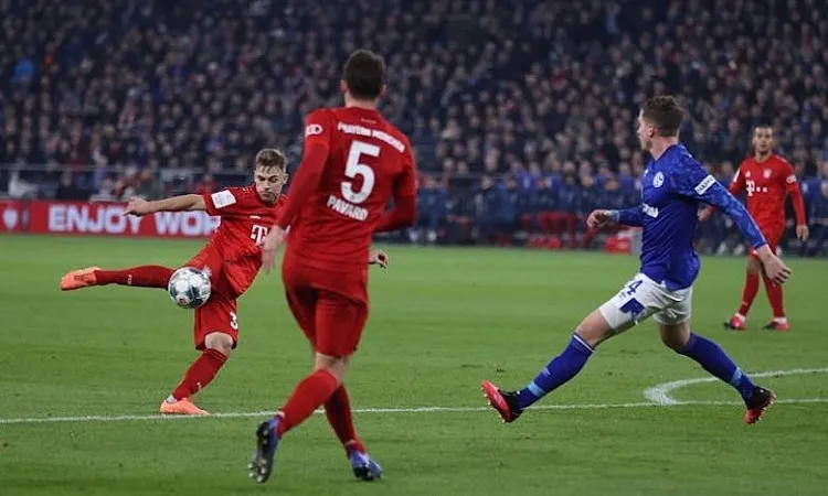 Kết quả bóng đá hôm nay 4/3: Thắng tối thiểu Schalke, Bayern Munich vào bán kết Cup Quốc gia Đức