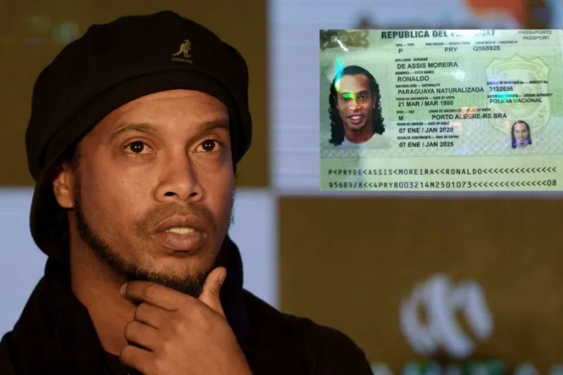 Ronaldinho bị bắt vì sử dụng hộ chiếu giả