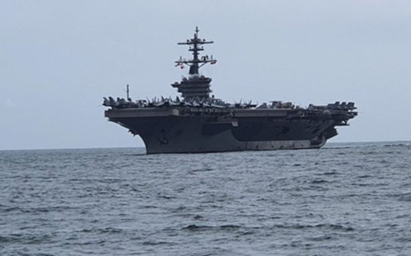 Tàu sân bay USS Theodore Roosevelt - Mỹ đã đến Đà Nẵng trong chuyến thăm Việt Nam
