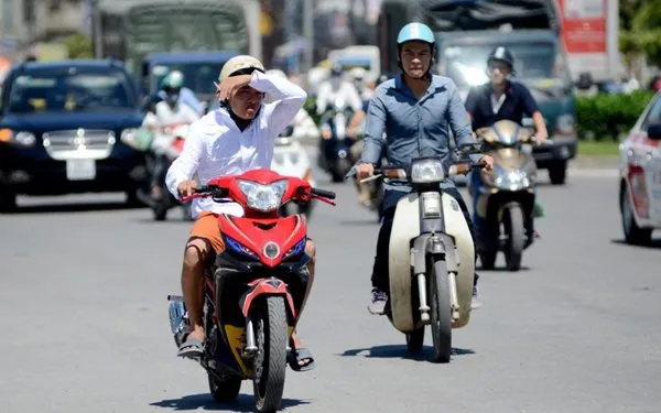 Dự báo thời tiết ngày mai 8/3: Đông Nam bộ nắng nóng - Hà Nội sáng mưa phùn và sương mù