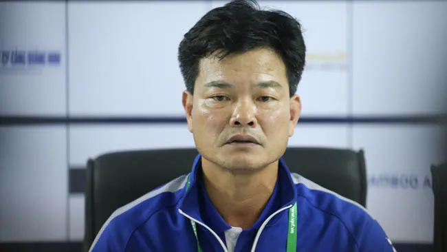 HLV Nguyễn Văn Sỹ lý giải nguyên nhân thất bại của CLB Nam Định