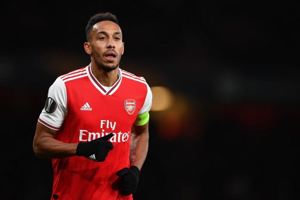 Barca bất ngờ từ bỏ việc theo đuổi sao khủng Arsenal