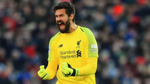 Alisson lo lắng khi Liverpool có thể mất chức vô địch NHA