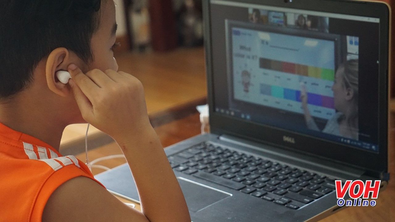 Bộ GDĐT ban hành hướng dẫn về dạy học, kiểm tra kết quả học tập qua Internet