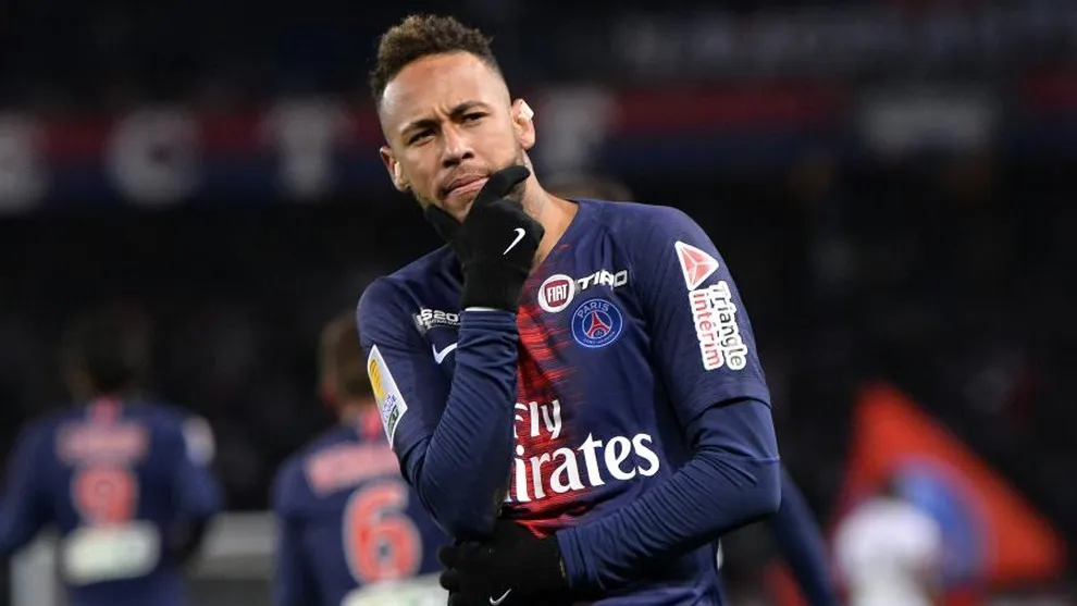 Vì Covid-19, Neymar bị cắt giảm lương