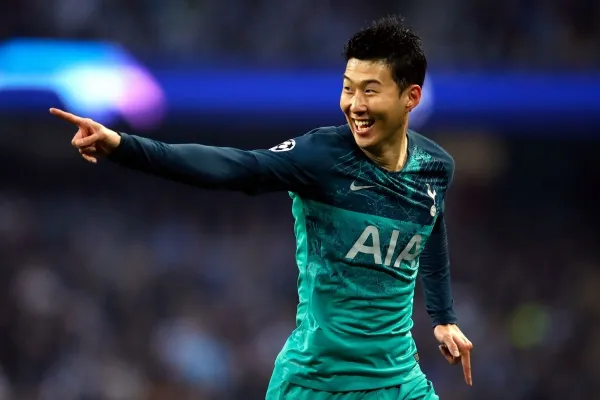 Son Heung Min về Hàn Quốc trốn dịch