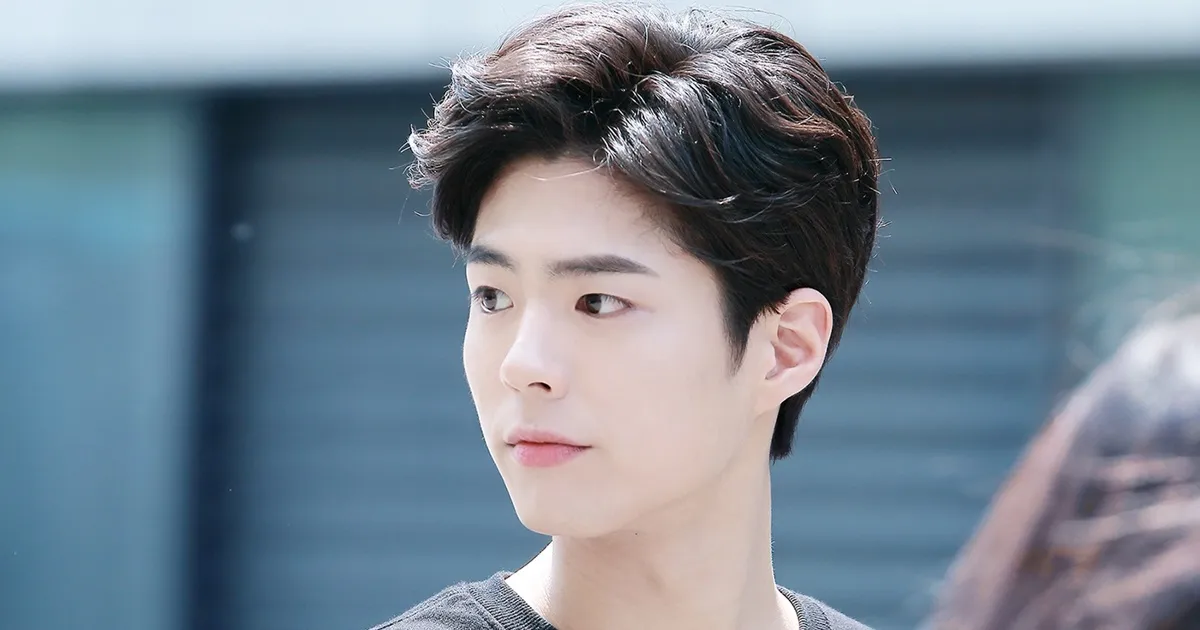 Rộ tin Park Bo Gum chuẩn bị nhập ngũ vào mùa hè năm nay, công ty quản lý lên tiếng phủ nhận