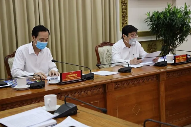 TPHCM: Yêu cầu mọi người dân hạn chế ra khỏi nhà