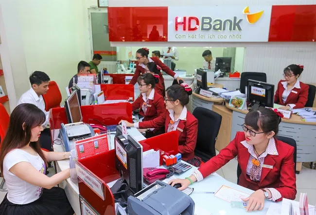 Hỗ trợ khách hàng vượt Covid-19, HDBank giảm sâu lãi suất cho vay