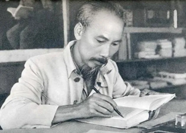 Ngọn lửa yêu thương vẫn cháy trong tôi