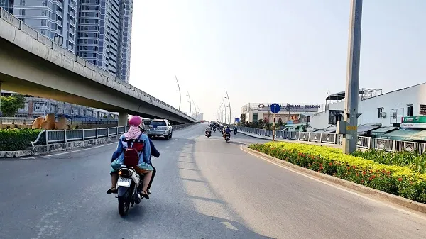 Cảnh báo tai nạn giao thông tăng vì đường vắng