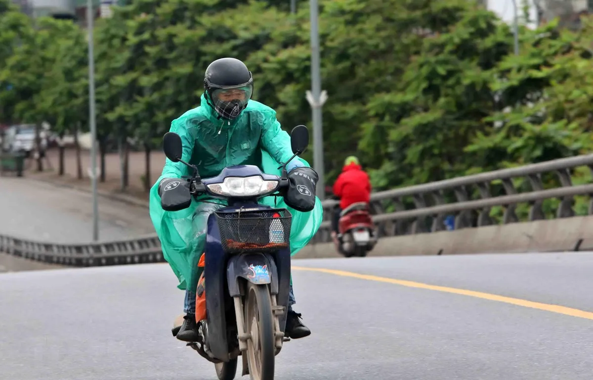 Dự báo thời tiết hôm nay 14/4: Bắc Bộ rét, Nam Bộ và Tây Nguyên mưa rào