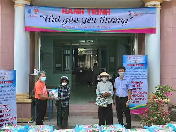 Hành trình “Hạt gạo yêu thương” tại tỉnh Đồng Tháp