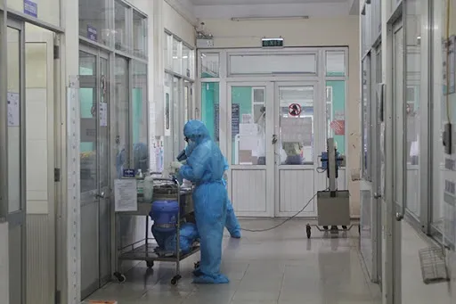 Bộ Y tế đề nghị xử nghiêm các đơn vị nâng giá mua sắm trang thiết bị chống dịch COVID-19