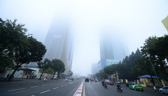 Dự báo thời tiết hôm nay 2/5: Ngày nắng, đêm Bắc Bộ có mưa rào và dông vài nơi