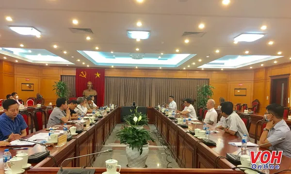 Bộ Khoa học và Công nghệ họp bàn về nghiên cứu và sản xuất vắc-xin phòng Covid-19