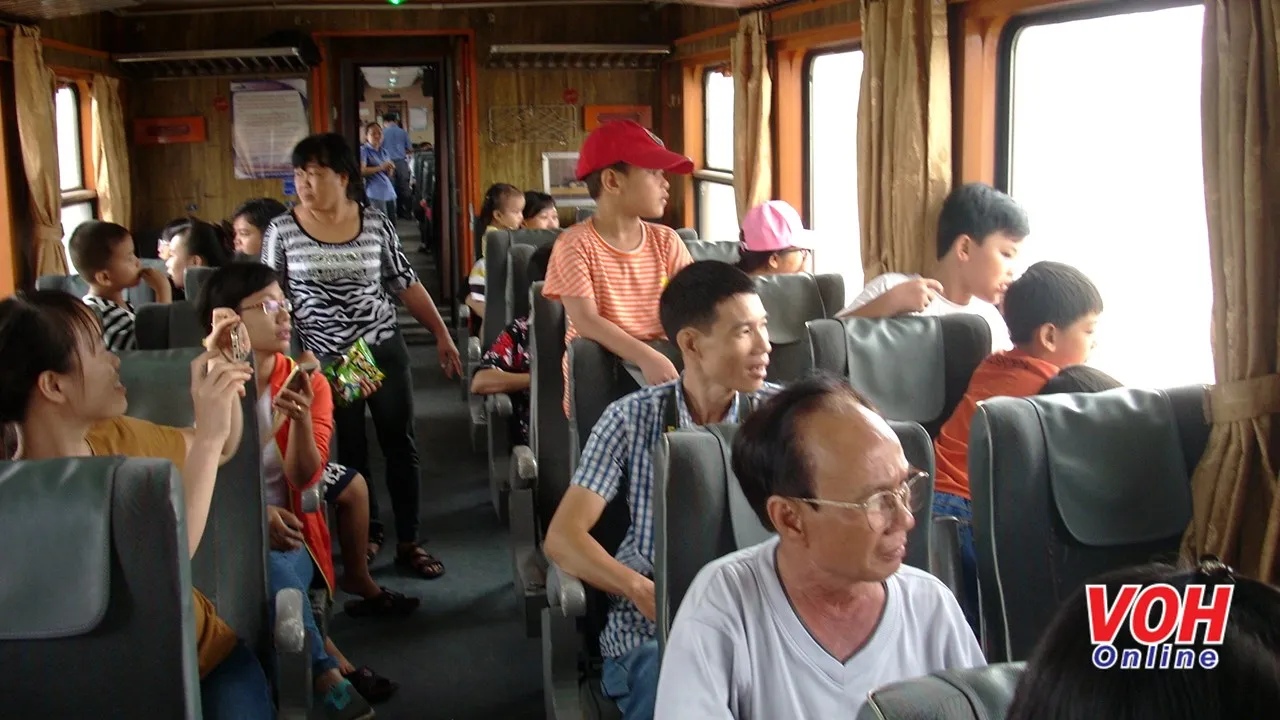 Từ ngày 8/5: Khôi phục mọi hoạt động vận tải hành khách trong nước