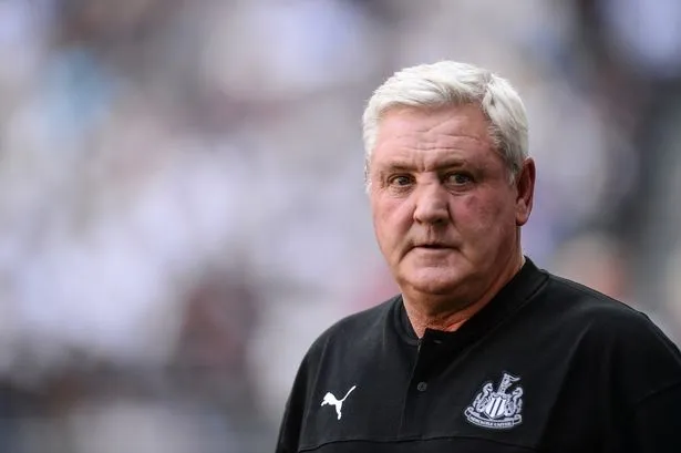 HLV Steve Bruce lên tiếng về tương lai ở Newcastle