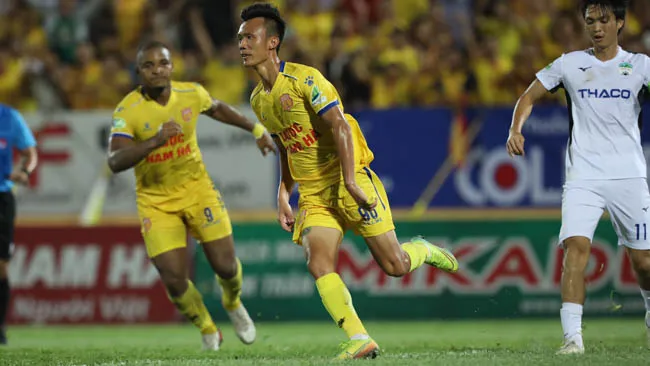 HLV Nguyễn Văn Dũng: Nam Định có thể ghi 4 bàn vào lưới HAGL