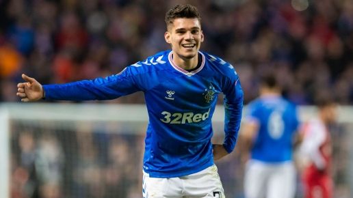 HLV Gerrard giúp Rangers giữ chân thành công sao trẻ