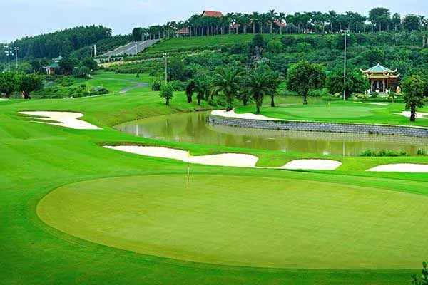 Trong 5 năm tới: Sẽ có 65 dự án sân golf mới