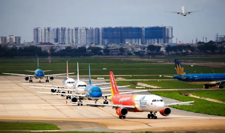 Từng bước mở lại các chuyến bay thương mại quốc tế