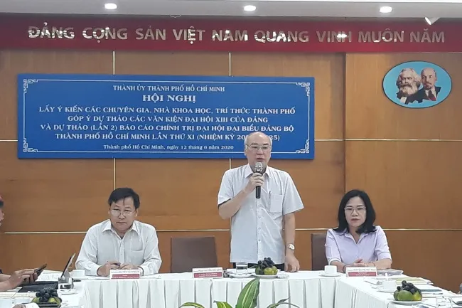 Các chuyên gia, nhà khoa học, trí thức góp ý dự thảo các văn kiện đại hội Đảng