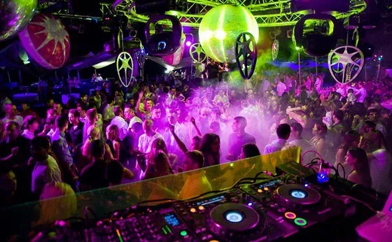 Vũ trường, karaoke tại TPHCM được phép hoạt động trở lại