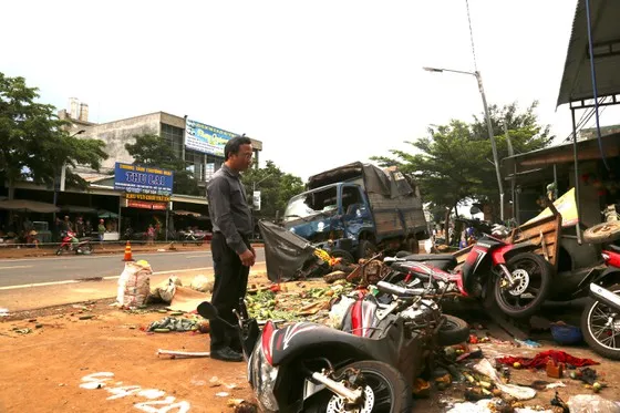 Khởi tố vụ xe tải tông chết 5 người ở Đắk Nông