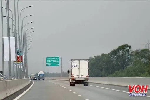 Kiến nghị đầu tư mở rộng tuyến đường cao tốc TPHCM – Long Thành – Dầu Giây
