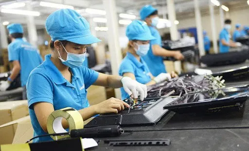 Bao giờ doanh nghiệp nhận được tiền hỗ trợ khó khăn do dịch COVID-19?
