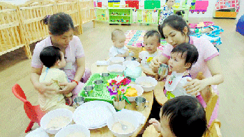 TPHCM: Giữ trẻ trong hè từ 16/7 đến 21/8