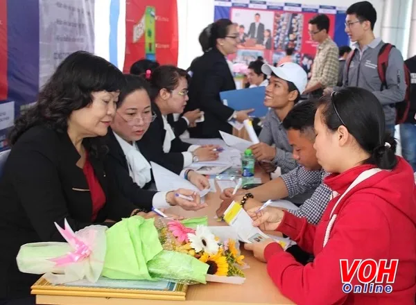 TPHCM: 80 doanh nghiệp trao cơ hội việc làm cho 4.000 sinh viên