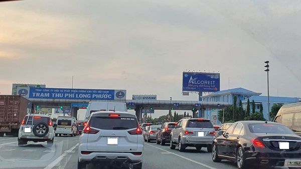 Xây dựng dự thảo Chỉ thị đẩy nhanh tiến độ thu phí điện tử không dừng