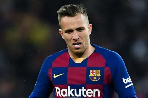 HLV Barca lên tiếng vụ Arthur Melo tới Juventus