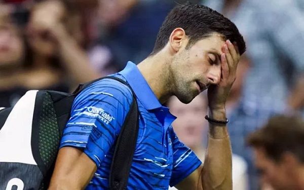 Tay vợt số 1 thế giới Djokovic nhiễm Covid-19