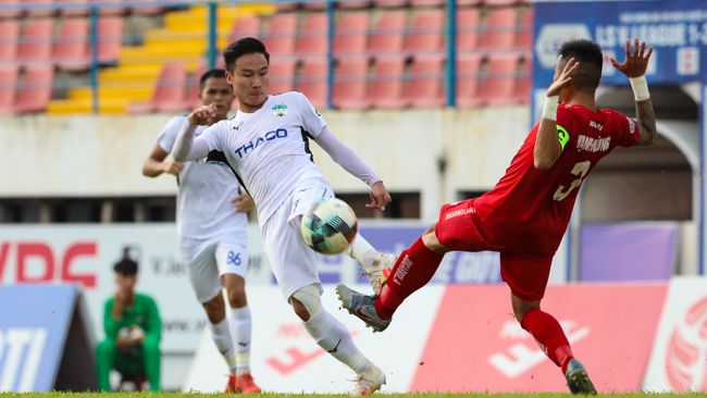 HAGL chia điểm trong trận đấu thừa quyết liệt, thiếu bàn thắng