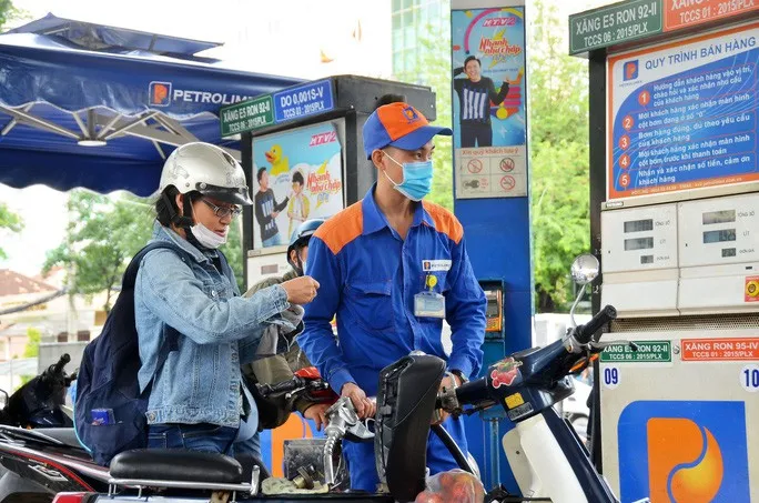 Giá xăng ngày mai 12/7/2020: có khả năng giảm
