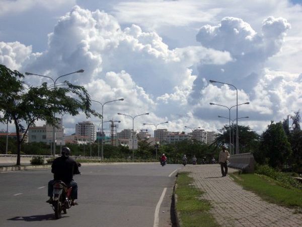 Dự báo thời tiết ngày mai 19/7: Bắc Bộ và Trung Bộ tiếp tục có nắng nóng