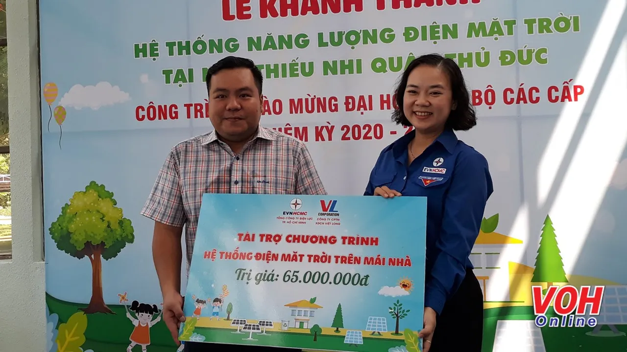 Đoàn thanh niên Điện lực TPHCM tặng hệ thống điện năng lượng mặt trời cho 2 nhà thiếu nhi tại TPHCM