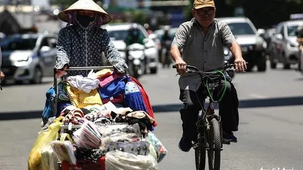 Dự báo thời tiết ngày mai 25/7: Trung Bộ, đồng bằng và trung du Bắc Bộ tiếp tục nắng nóng