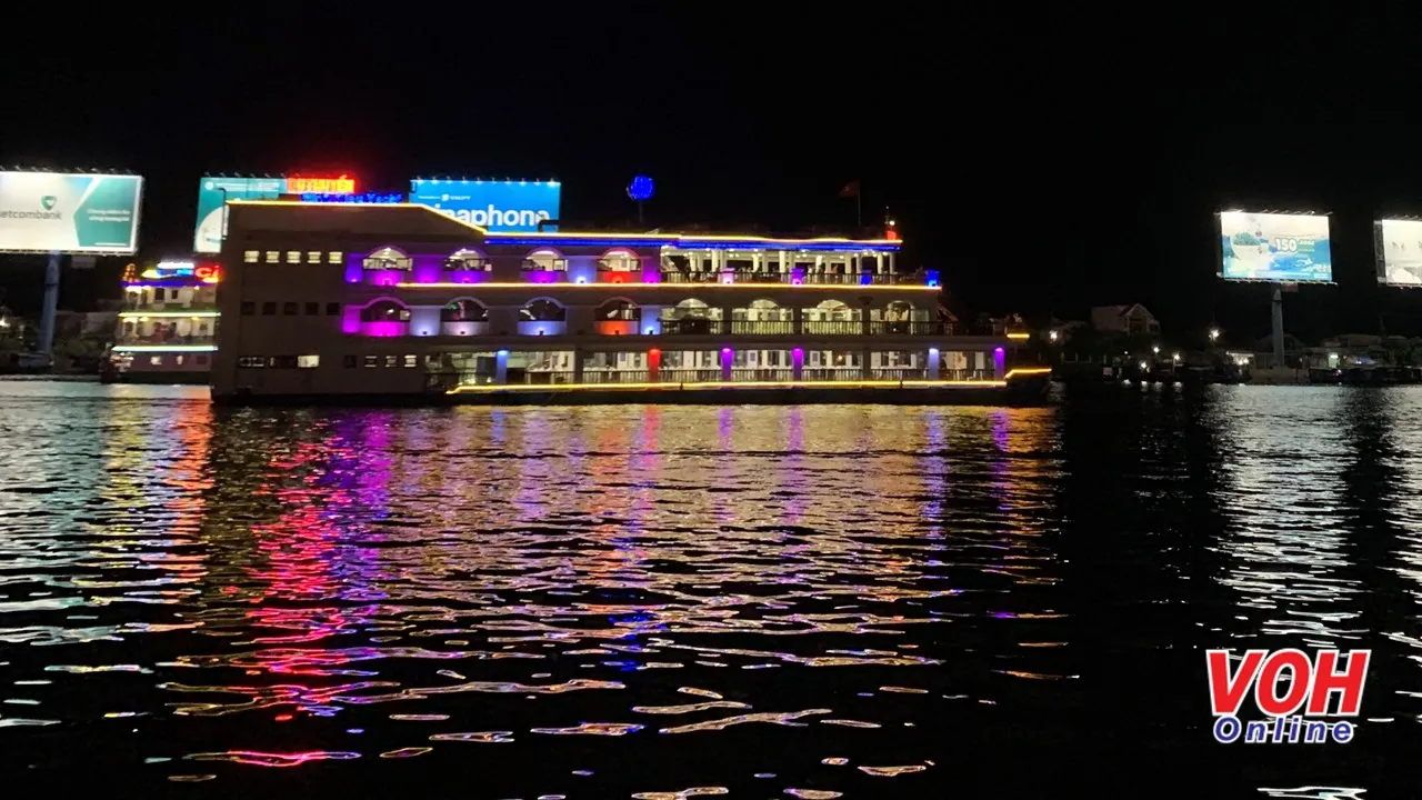 Thí điểm kéo dài thời gian tổ chức hoạt động dịch vụ ban đêm đến 6 giờ sáng tại các thành phố lớn