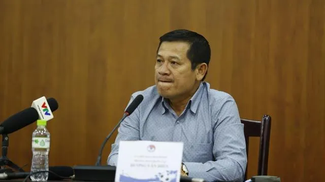 Trưởng Ban trọng tài VFF Dương Văn Hiền nhận lỗi sau những lùm xùm trọng tài