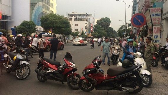 Giết người chỉ vì va chạm xe trên đường