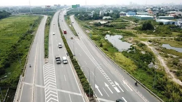 Phấn đấu năm 2022 thông tuyến cao tốc Bắc-Nam phía đông