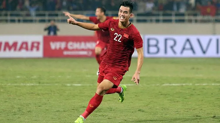 Tiến Linh chia sẻ bất ngờ khi AFF Cup 2020 bị hoãn