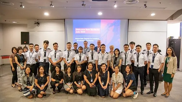 Đại học RMIT và VinAcademy hợp tác đào tạo thế hệ phi công tương lai cho Việt Nam