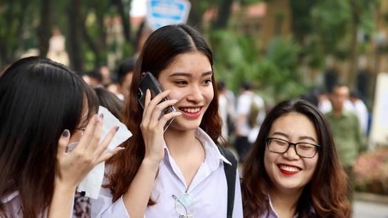 Thi THPT 2020: Thí sinh làm thủ tục dự thi vào chiều 8/8